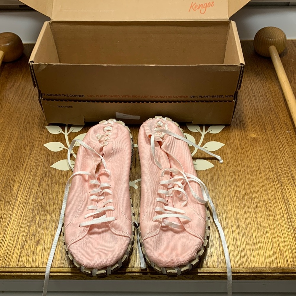 Kengos Size W10 New In Box Never Worn - image 1